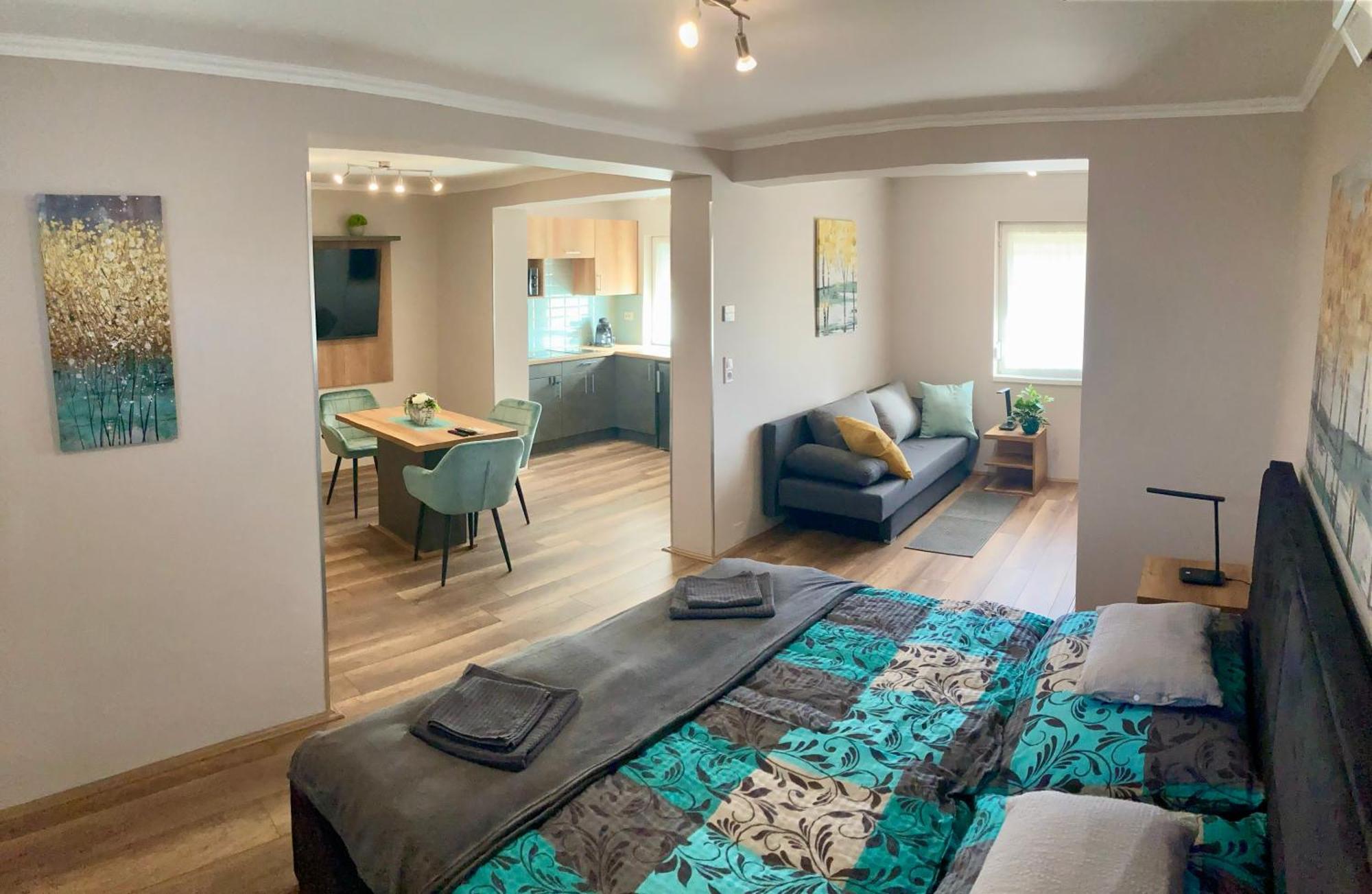 Spengler Apartman Harkány Habitación foto